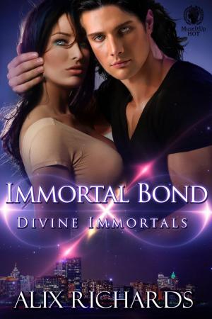 Cover of the book Immortal Bond by Kristin Battestella