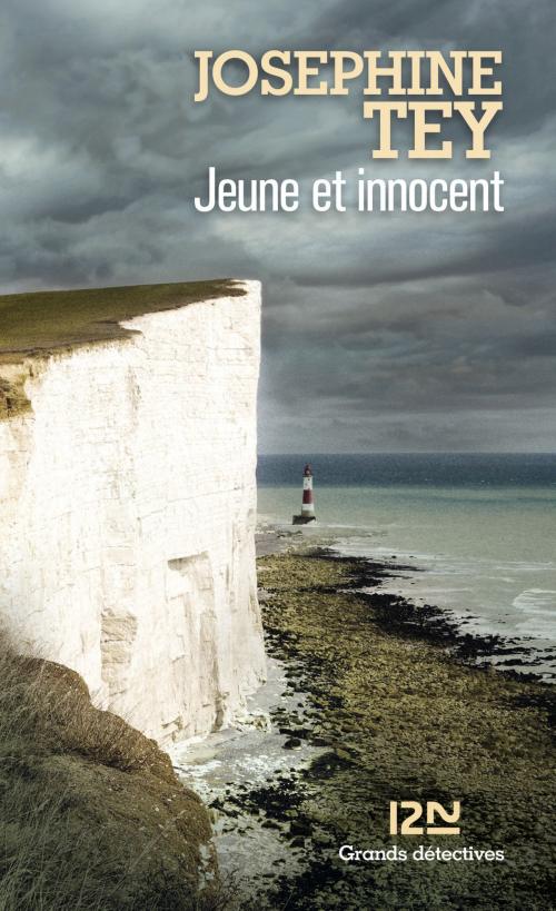 Cover of the book Jeune et innocent by Joséphine TEY, Univers Poche