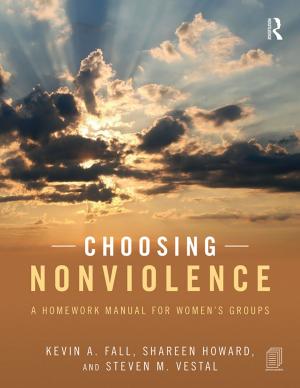Cover of the book Choosing Nonviolence by W R Crocker