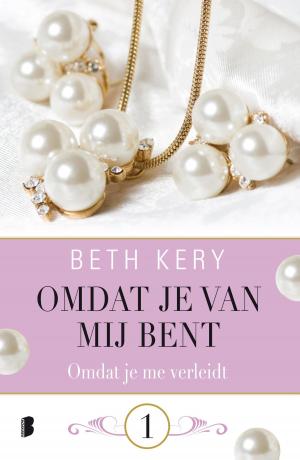 Cover of the book Omdat je me verleidt by Sarah J. Maas