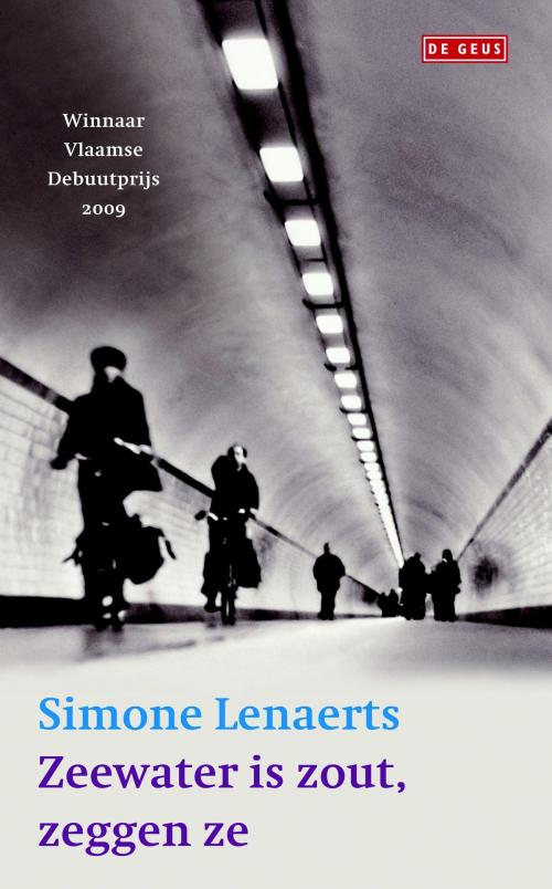 Cover of the book Zeewater is zout, zeggen ze by Simone Lenaerts, Singel Uitgeverijen