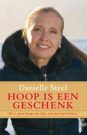 Cover of the book Hoop is een geschenk by Simon Beckett