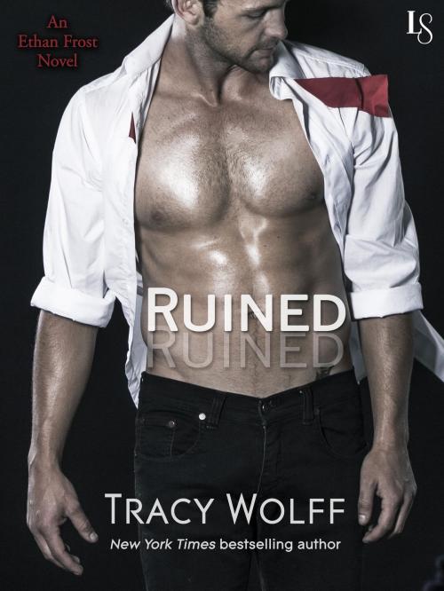 Cover of the book Ruined by Tracy Wolff, Random House Publishing Group