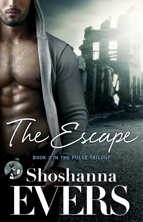Cover of the book The Escape by Shoshanna Evers, Pocket Star