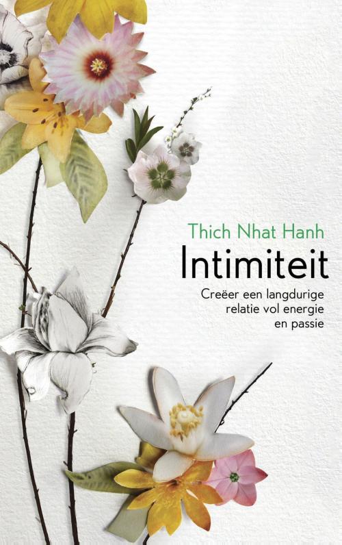 Cover of the book Intimiteit by Nhat Hanh, BBNC Uitgevers