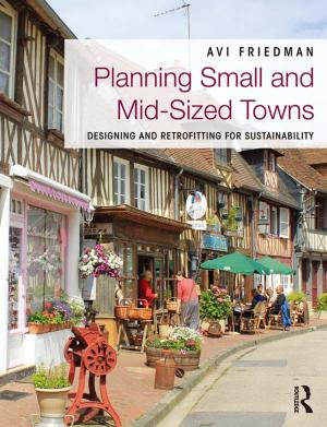 Book cover of Planning Small and Mid-Sized Towns