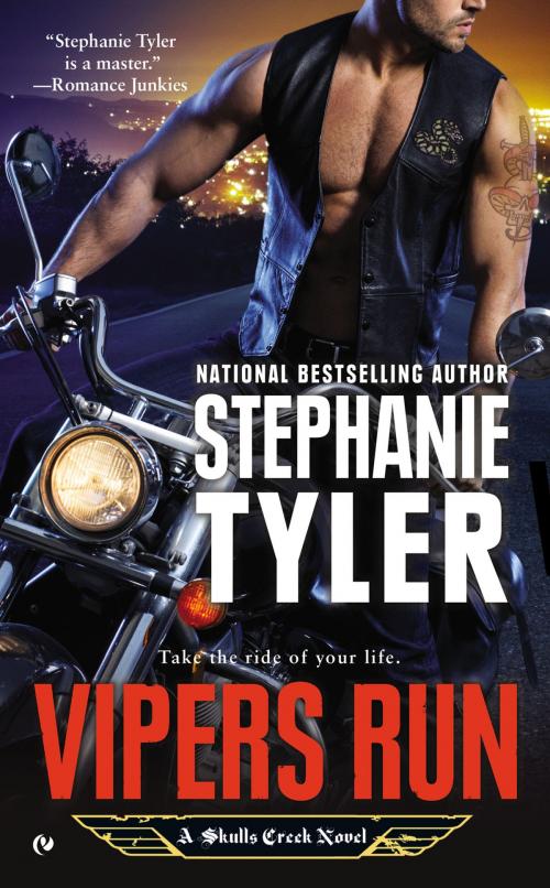 Cover of the book Vipers Run by Stephanie Tyler, Penguin Publishing Group