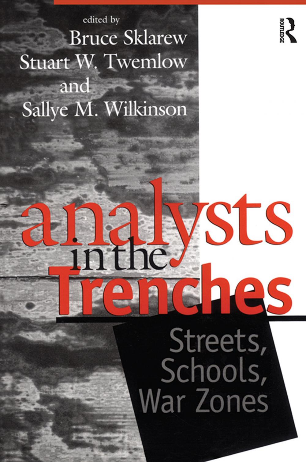 Big bigCover of Analysts in the Trenches