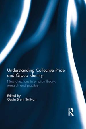 Cover of the book Understanding Collective Pride and Group Identity by Carol Munn-Giddings, Richard Winter