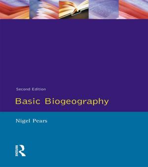 Cover of the book Basic Biogeography by Simon James
