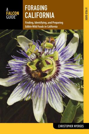 Cover of the book Foraging California by Bill Burnham, Mary Burnham