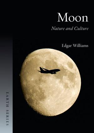 Cover of the book Moon by Michael Aung-Thwin, Maitrii Aung-Thwin
