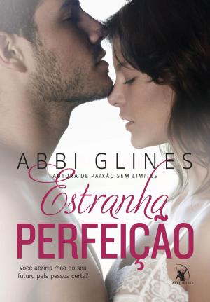 bigCover of the book Estranha Perfeição by 