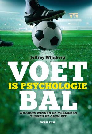 Cover of the book Voetbal is psychologie by Mark van der Werf