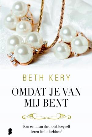 Cover of the book Omdat je van mij bent by Jennifer Probst, Anna Todd, Jackie van Laren