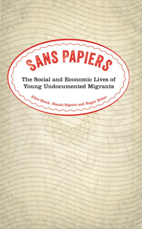 Cover of the book Sans Papiers by Alice Bloch, Roger Zetter, Nando Sigona, Pluto Press