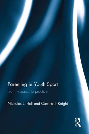 Book cover of Parenting in Youth Sport