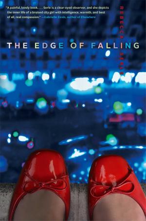 Cover of the book The Edge of Falling by Carolyn Keene
