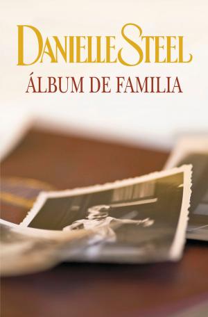 Cover of the book Álbum de familia by Junichirô Tanizaki