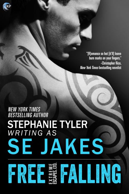 Cover of the book Free Falling by SE Jakes, Stephanie Tyler, Riptide Publishing