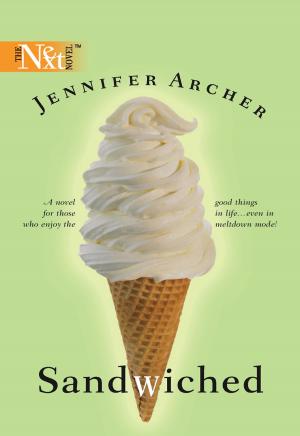Cover of the book Sandwiched by Jill Monroe