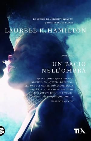 Cover of the book Un bacio nell'ombra by Susana Fortes