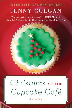 Cover of the book Christmas at the Cupcake Cafe by Elmore Leonard