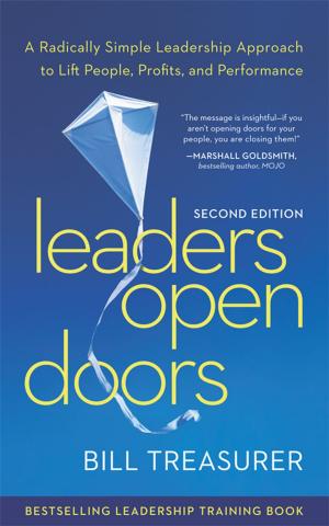 Cover of the book Leaders Open Doors by Beth McGoldrick, Deborah Tobey