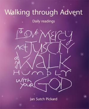 Cover of the book Walking Through Advent by Tom Gordon