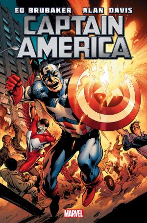 Cover of the book Captain America by Ed Brubaker Vol. 2 by Elidio de Vasconcelos