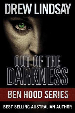 Cover of the book Out of the Darkness by Lisa Unger