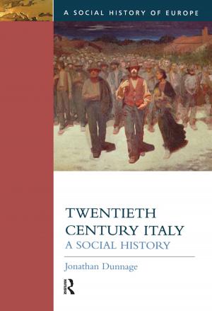 Cover of the book Twentieth Century Italy by Pamela J. Shoemaker, Stephen D. Reese