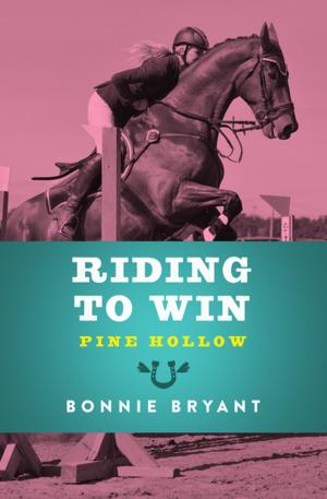 Cover of the book Riding to Win by Dorothy Salisbury Davis