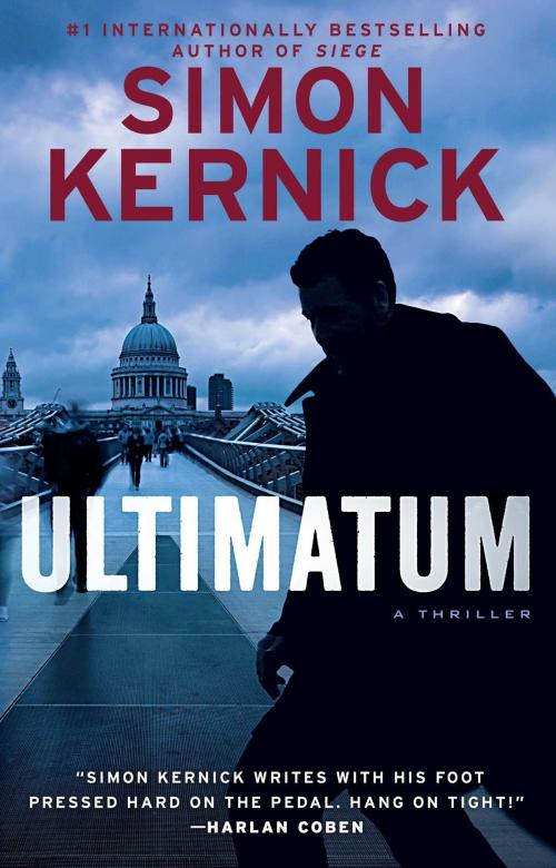 Cover of the book Ultimatum by Simon Kernick, Atria Books