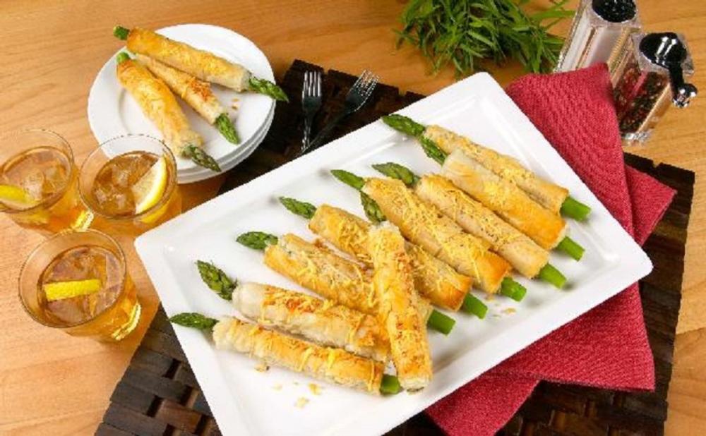 Big bigCover of The Asparagus Cookbook - 356 Recipes