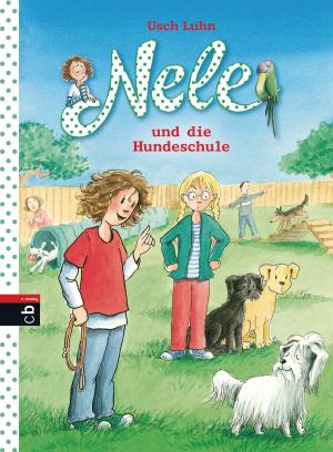 Book cover of Nele und die Hundeschule