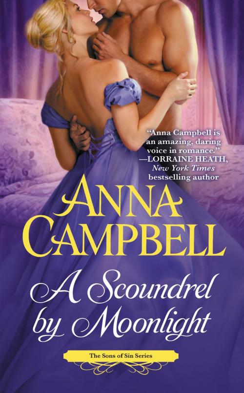 Cover of the book A Scoundrel by Moonlight by Anna Campbell, Grand Central Publishing