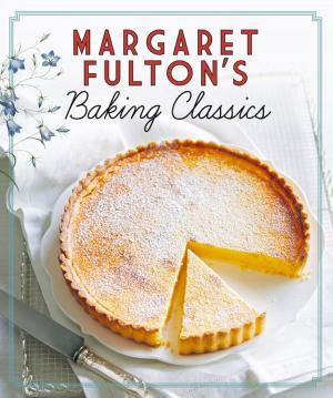 Book cover of Margaret Fulton's Baking Classics