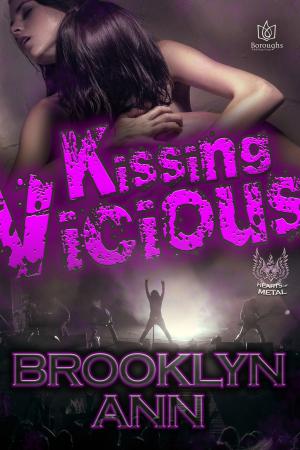 Cover of the book Kissing Vicious by Jenna Lincoln