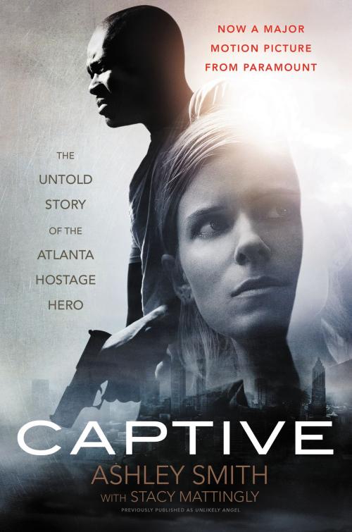 Cover of the book Captive by Ashley Smith, Stacy Mattingly, William Morrow Paperbacks