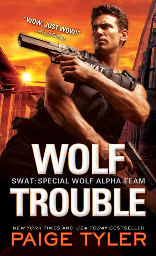 Cover of the book Wolf Trouble by Paige Tyler, Sourcebooks