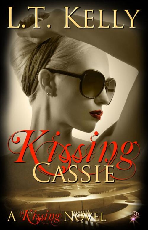 Cover of the book Kissing Cassie by L.T. Kelly, Resplendence Publishing, LLC
