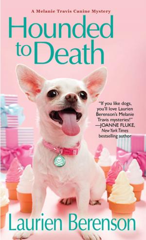 Cover of the book Hounded To Death by Donna Everhart