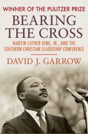 Cover of the book Bearing the Cross by Katherine Kurtz