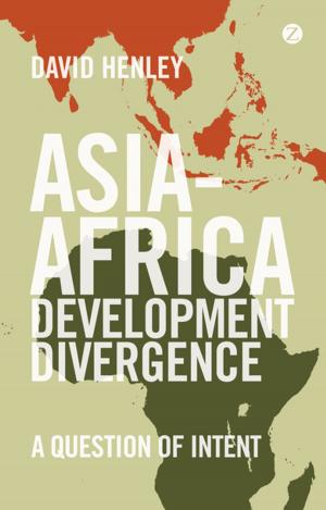 Cover of the book Asia-Africa Development Divergence by Chris Huggins