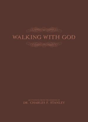 Cover of the book Walking With God by Jessica Tinklenberg deVega, Christine Ortega Gaurkee