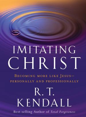 Book cover of Imitating Christ