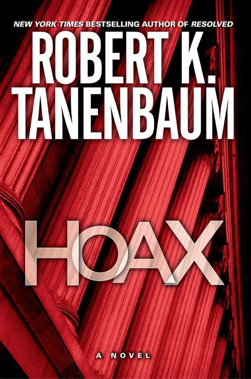 Cover of the book Hoax by Robert K. Tanenbaum, Pocket Books