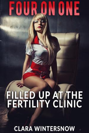 Cover of the book Filled up at the Fertility Clinic by Jessie Krowe