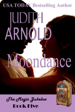 Cover of the book Moondance by Judith Arnold